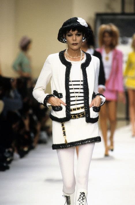 chanel ss1994|CHANEL Spring 1994 Paris .